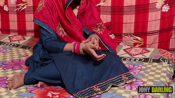 Baru Nikah Aja, Bhabhi Ke Do Pati, Siang Digarap Sama Suami Pertama, Malemnya Dilumat Sama Suami Kedua, Jilat-jilat Becek Semua.