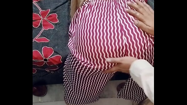 Priyanshisharma14 Nangi Hokar Jhuki Aur Maine Uski Gaand Mar Di, Pichhe Se Zor Se Pel Diya
