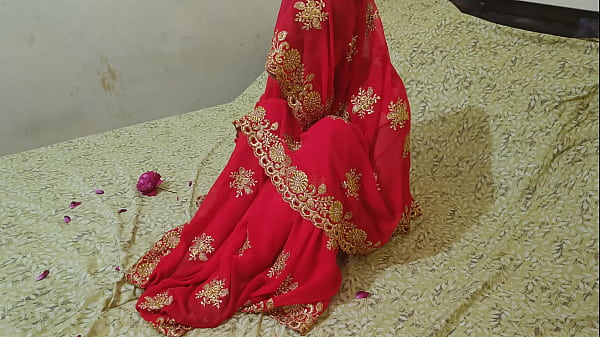 Desi Indian Village Bhabhi Abhi Do Din Ki Shaadi Ke Baad, Saali Raat Ko Dever Ke Saath Chudai Karke, Hindi Me Saaf Audio