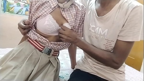 Desi Cewek India Imut Sekolah Lagi Mainin Kontol