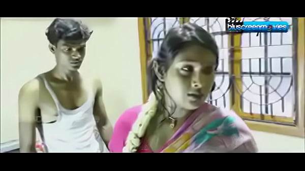 Aunty Selatan India Menggoda Desi Dengan Gaya Nakal